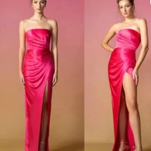 Priyanka Dress in Hot Pink
SAU LEE - NWT size 6